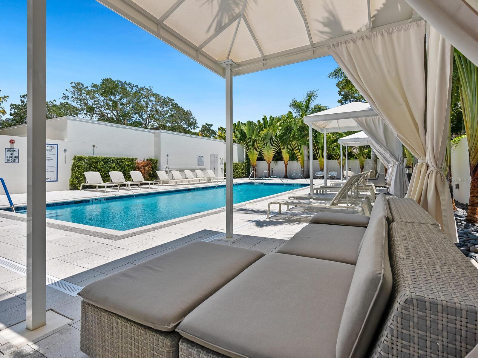 711 S PALM AVENUE Unit: 401
