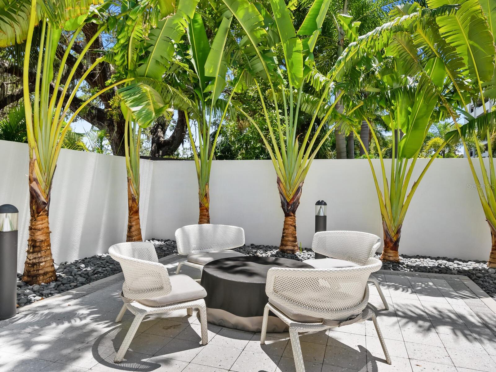 711 S PALM AVENUE Unit: 401