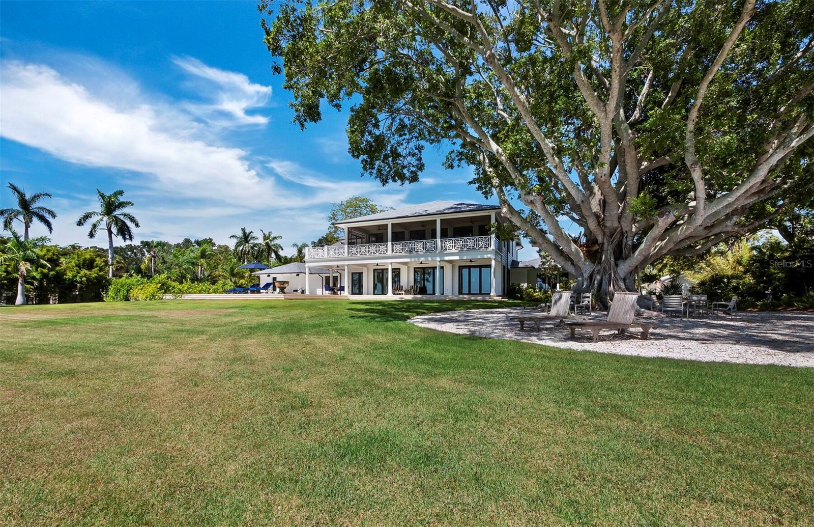 4223 BAY SHORE RD