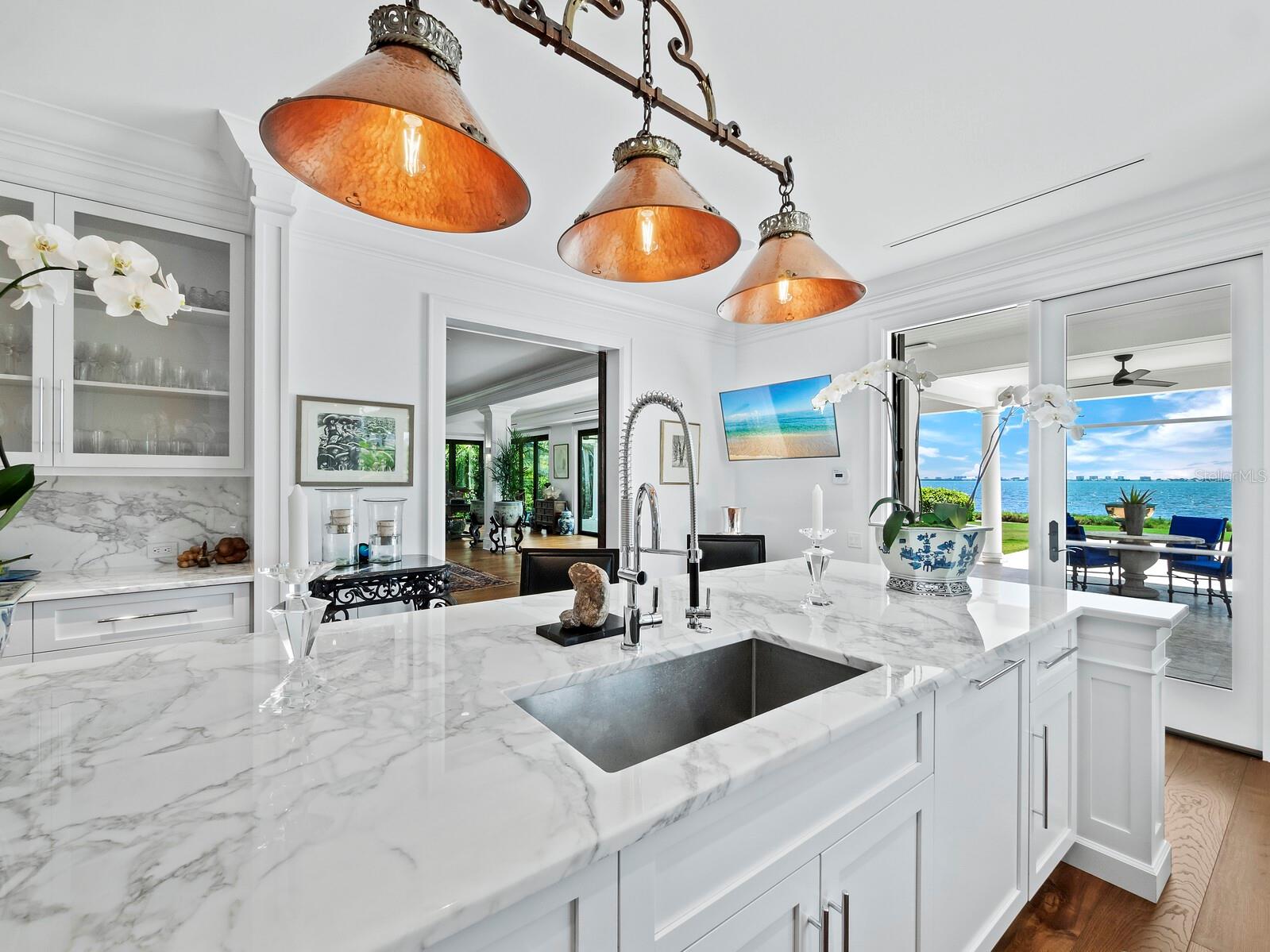 4223 BAY SHORE RD
