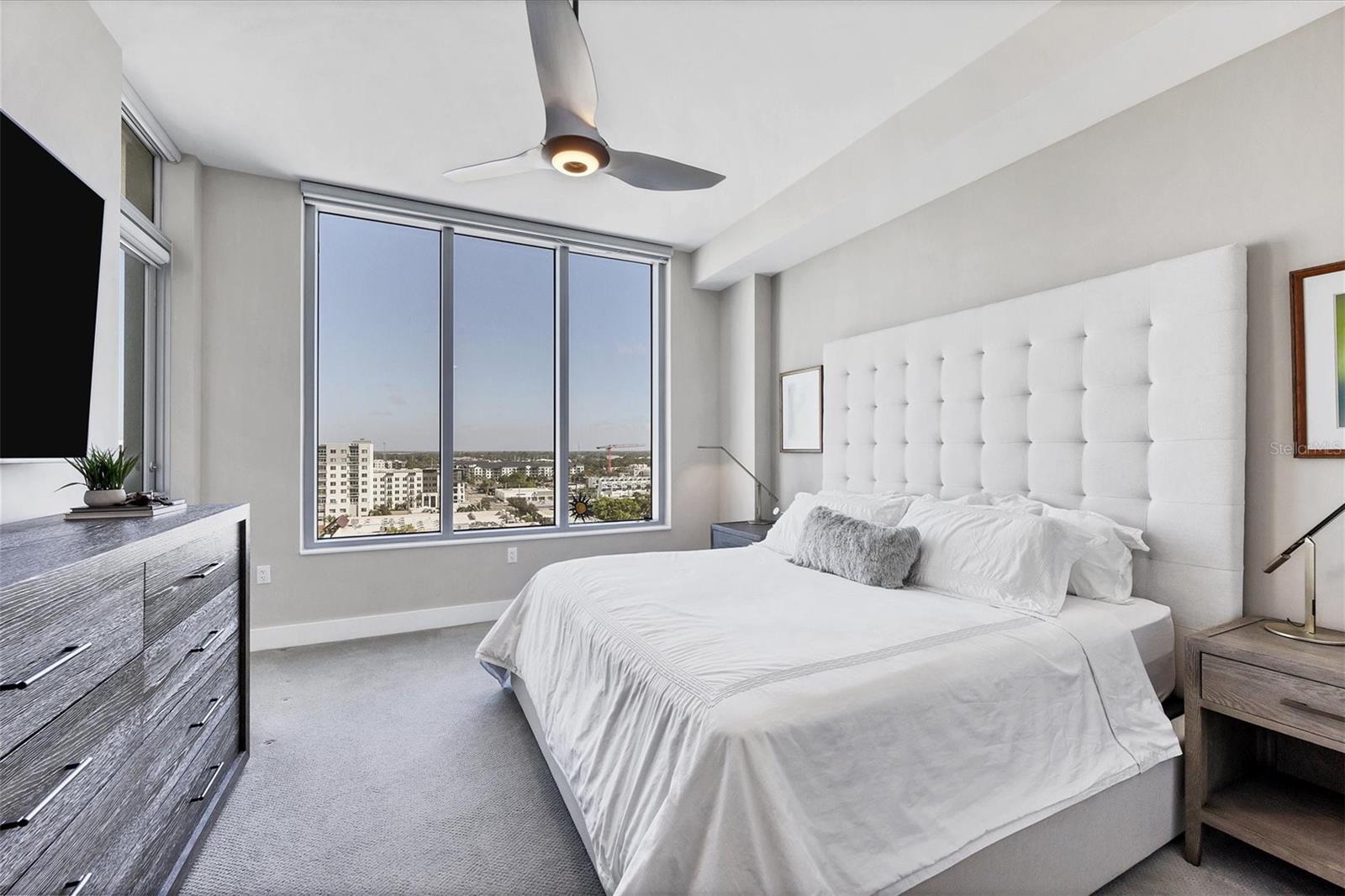111 S PINEAPPLE AVE #1020