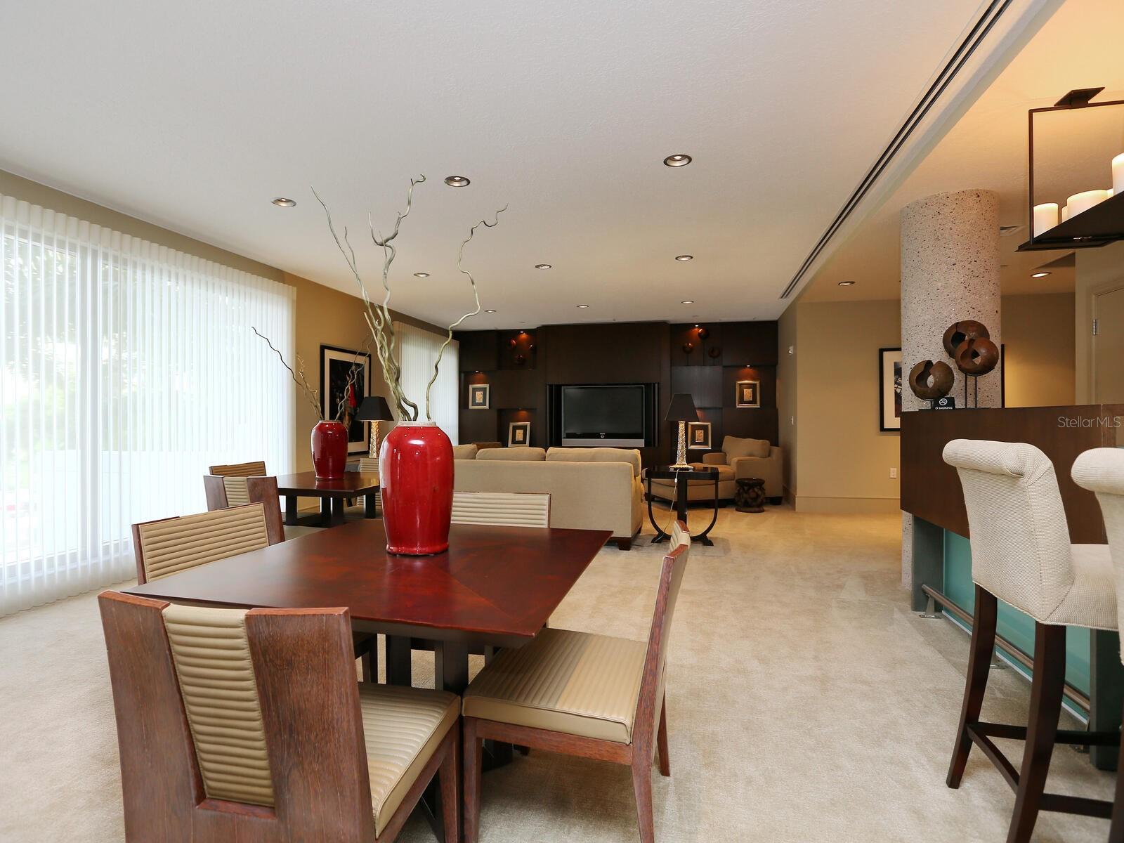 401 S PALM AVENUE Unit: 1002