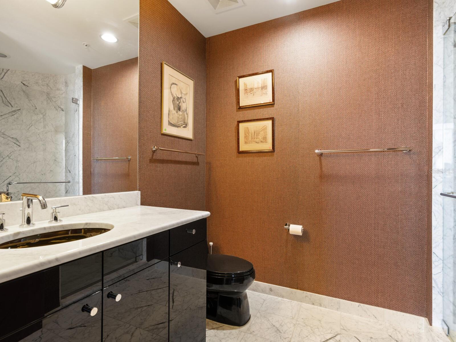 401 S PALM AVENUE Unit: 1002