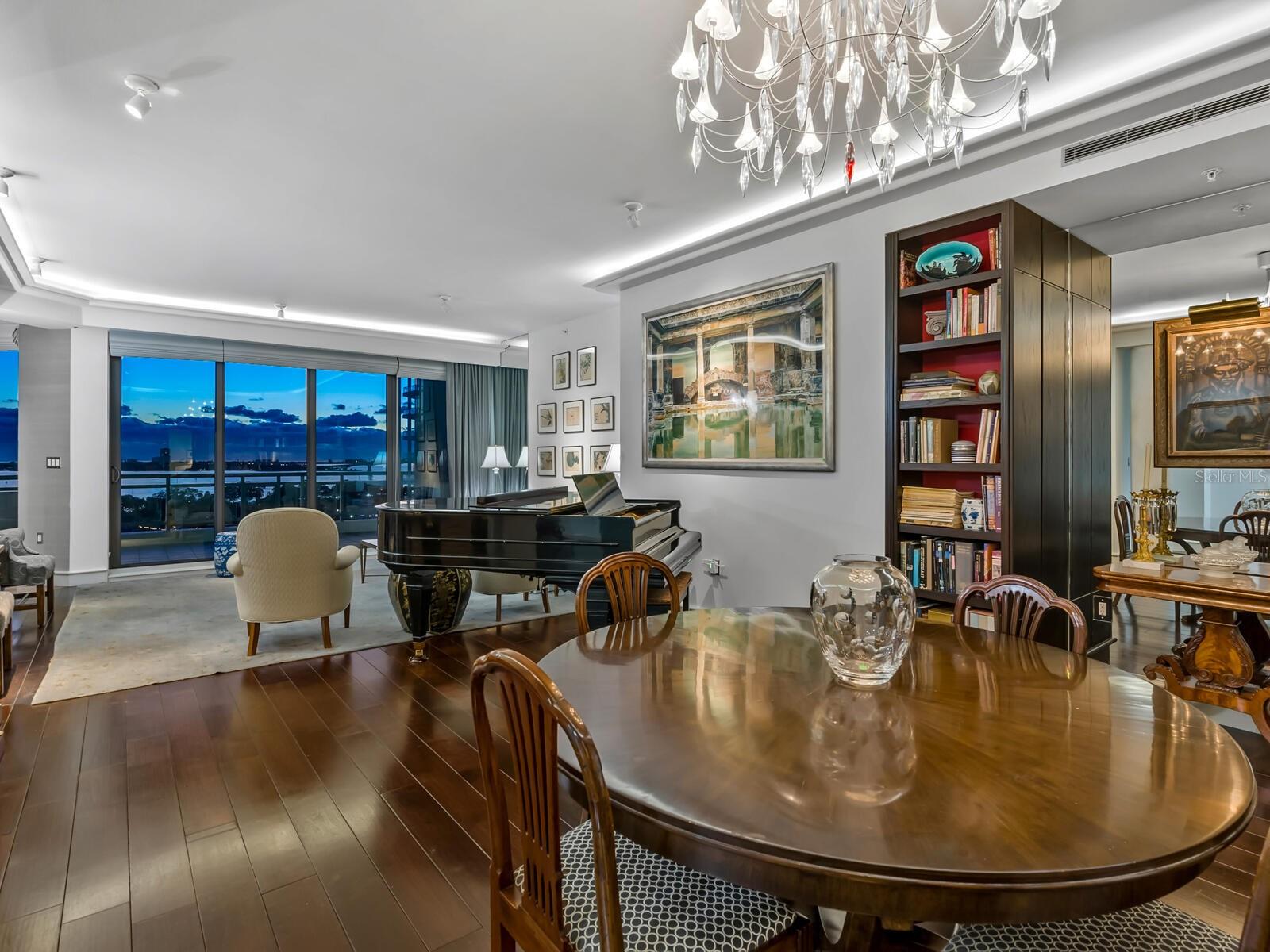 401 S PALM AVENUE Unit: 1002