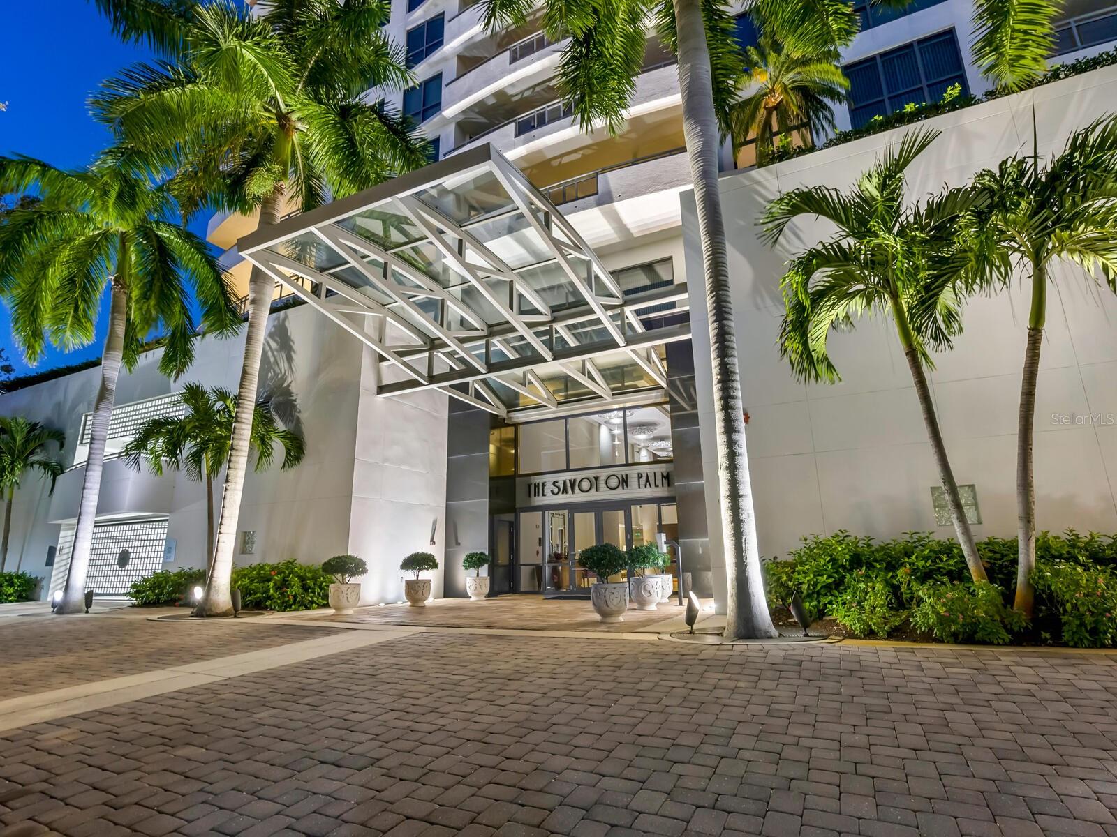 401 S PALM AVENUE Unit: 1002