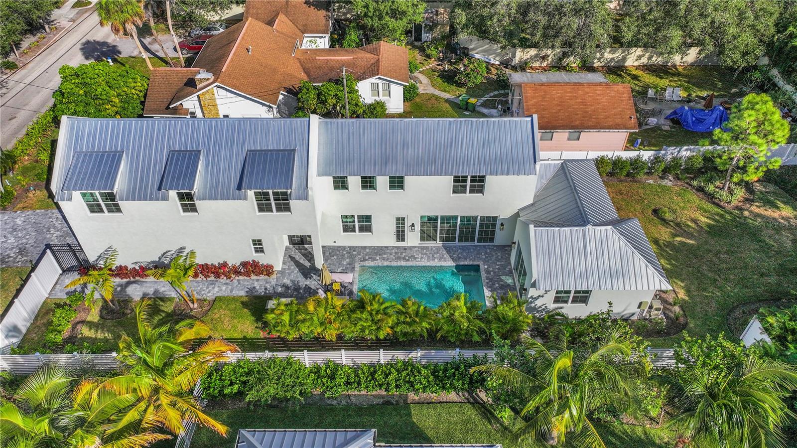 1886 BAHIA VISTA ST