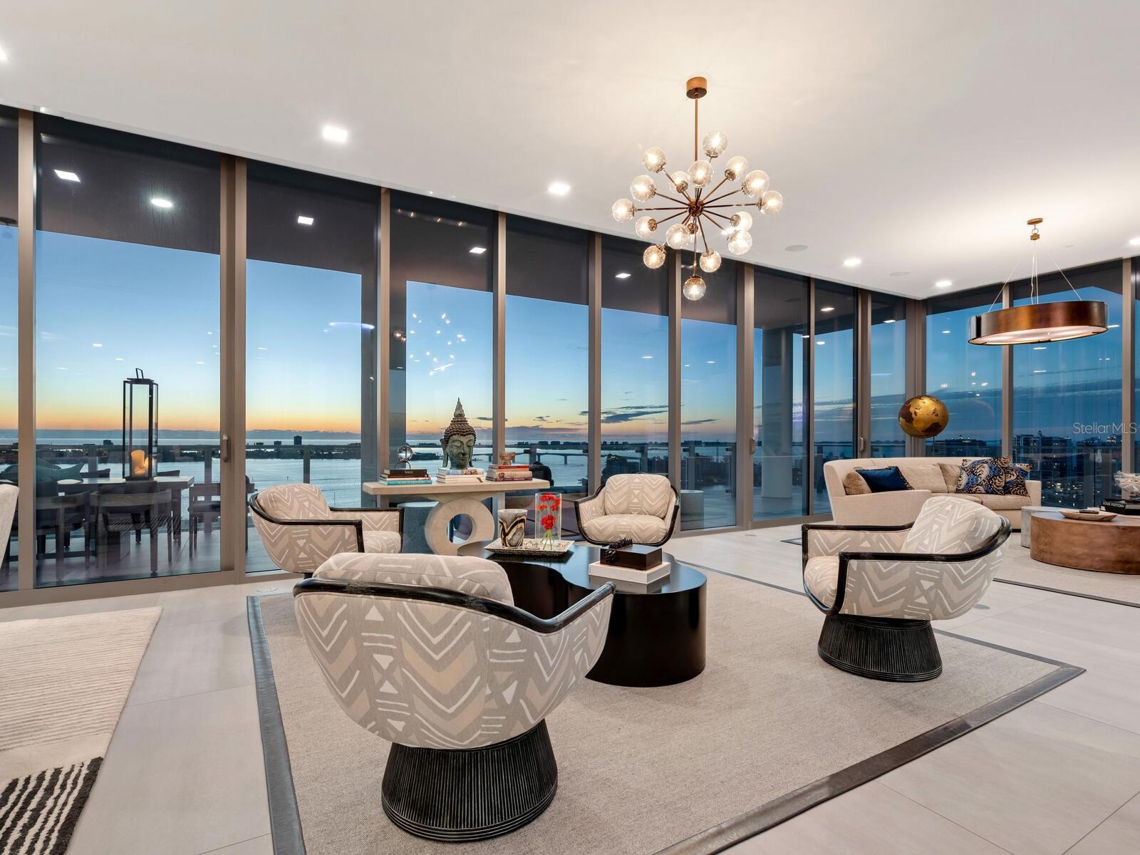 605 S GULFSTREAM AVENUE Unit: 17