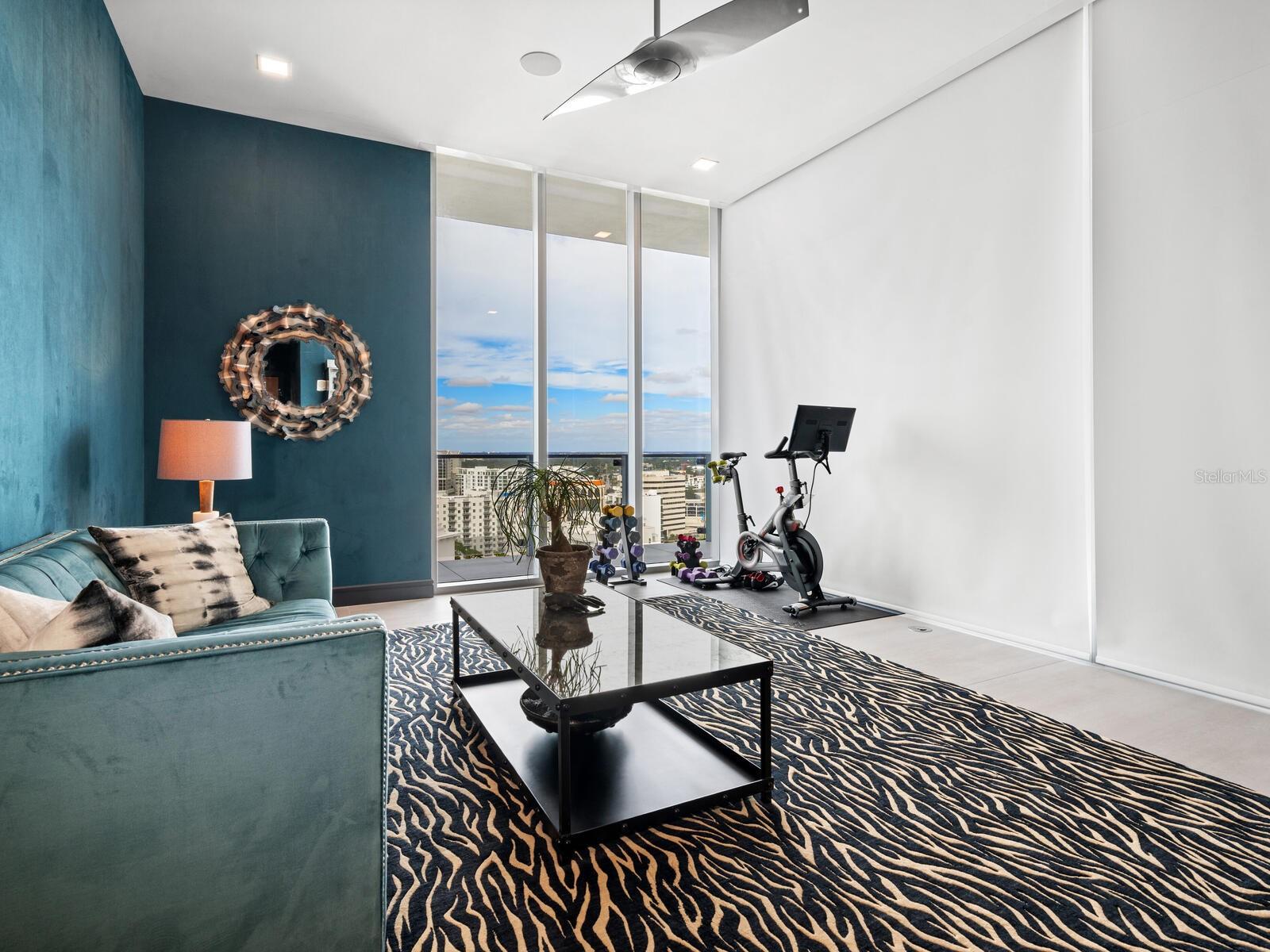 605 S GULFSTREAM AVENUE Unit: 17