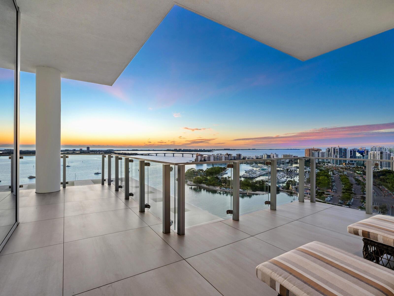 605 S GULFSTREAM AVENUE Unit: 17