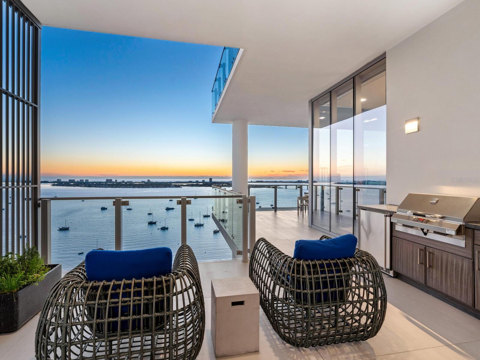 605 S GULFSTREAM AVENUE Unit: 17