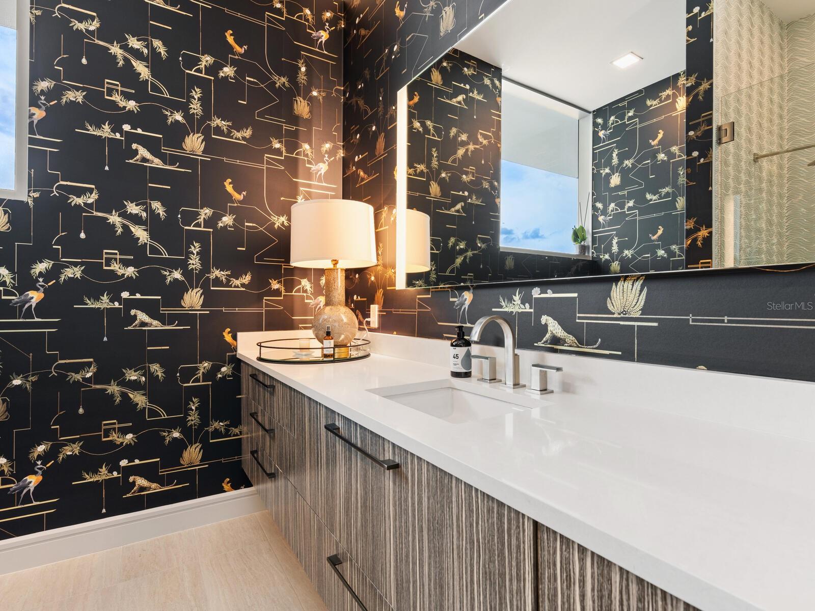 605 S GULFSTREAM AVENUE Unit: 17