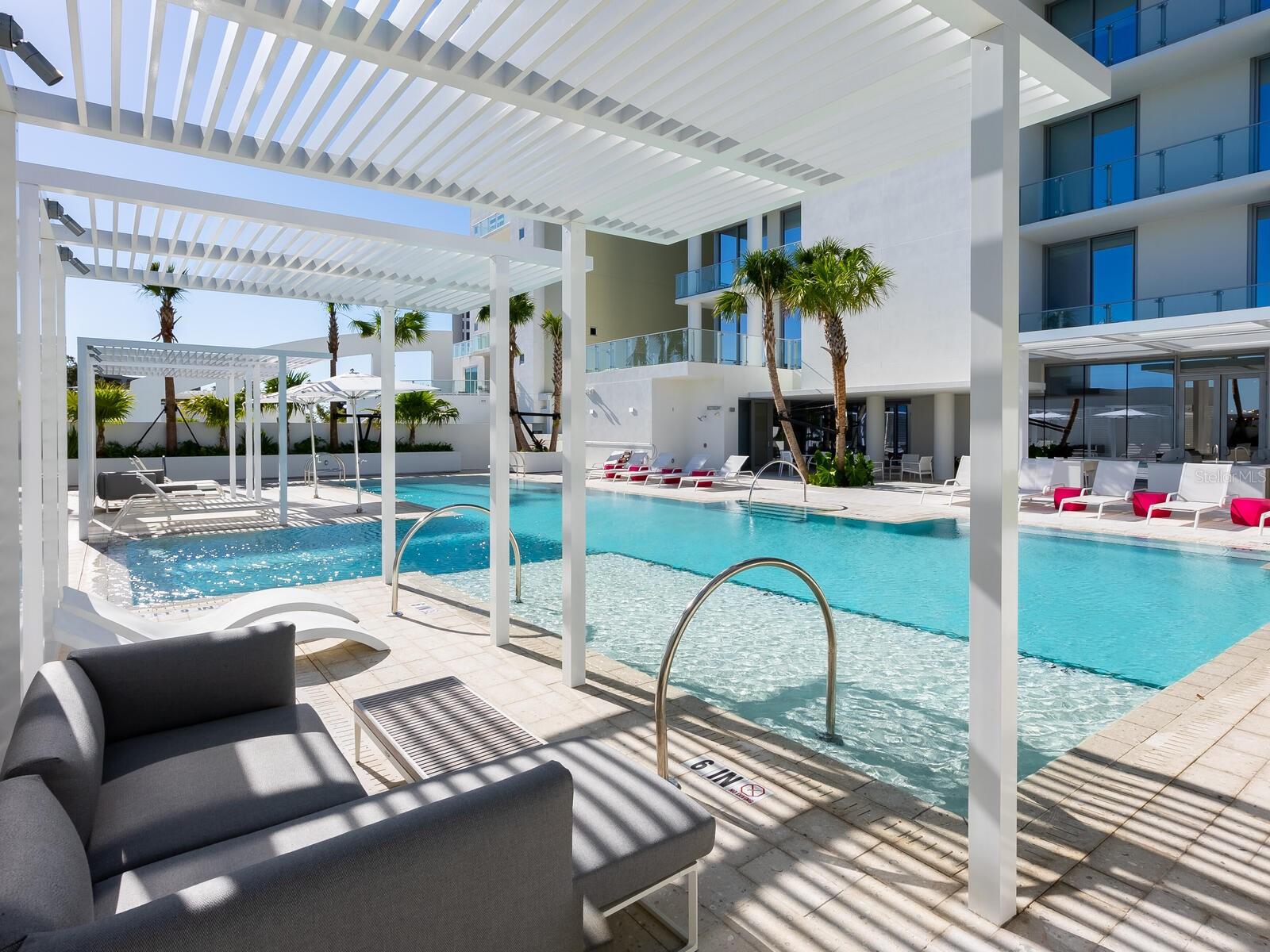 605 S GULFSTREAM AVENUE Unit: 17