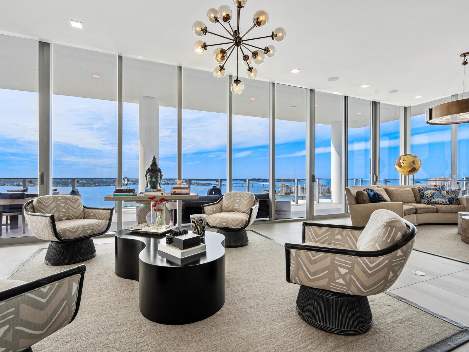 605 S GULFSTREAM AVENUE Unit: 17