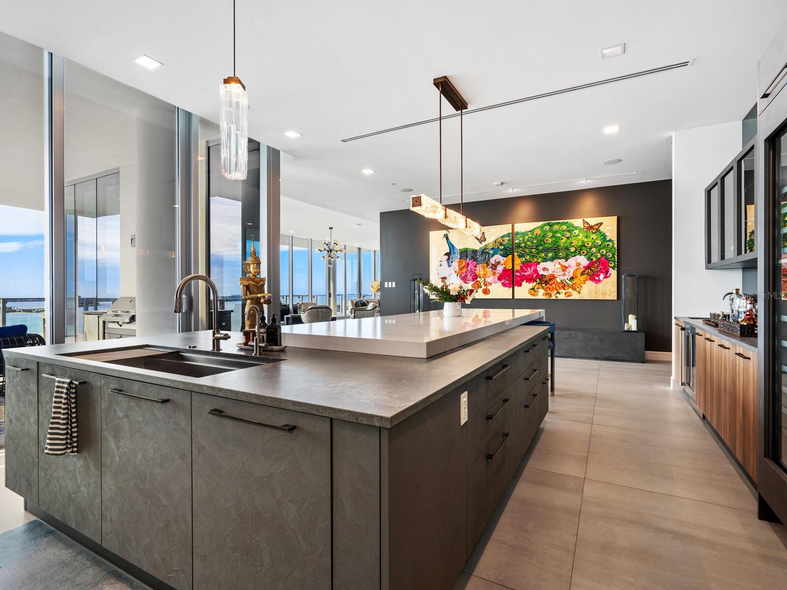 605 S GULFSTREAM AVENUE Unit: 17