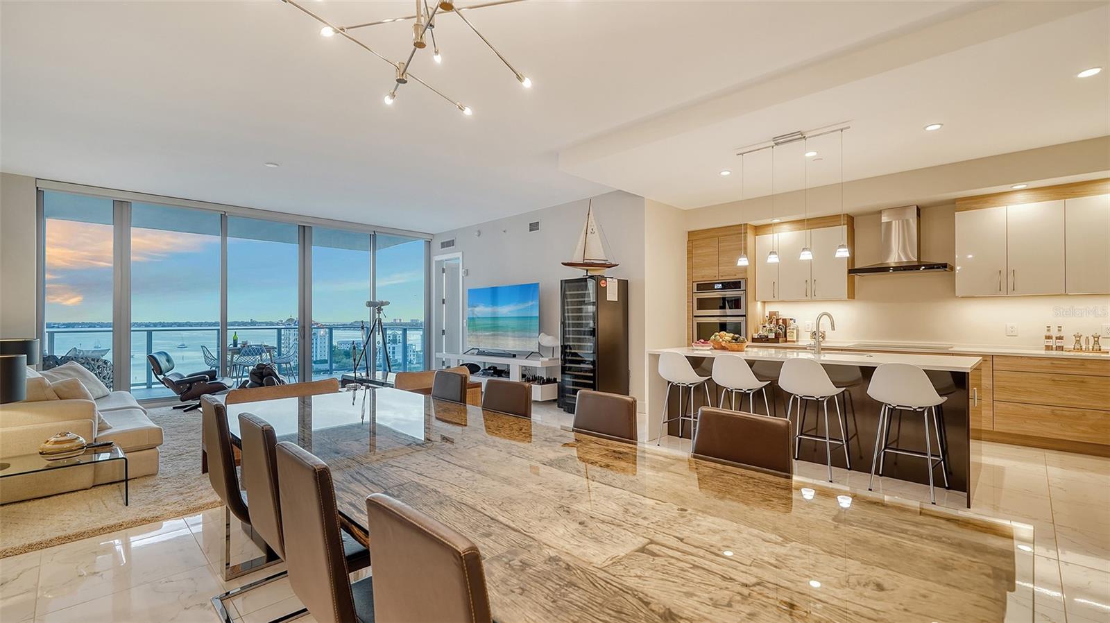 1155 N GULFSTREAM AVE #1201