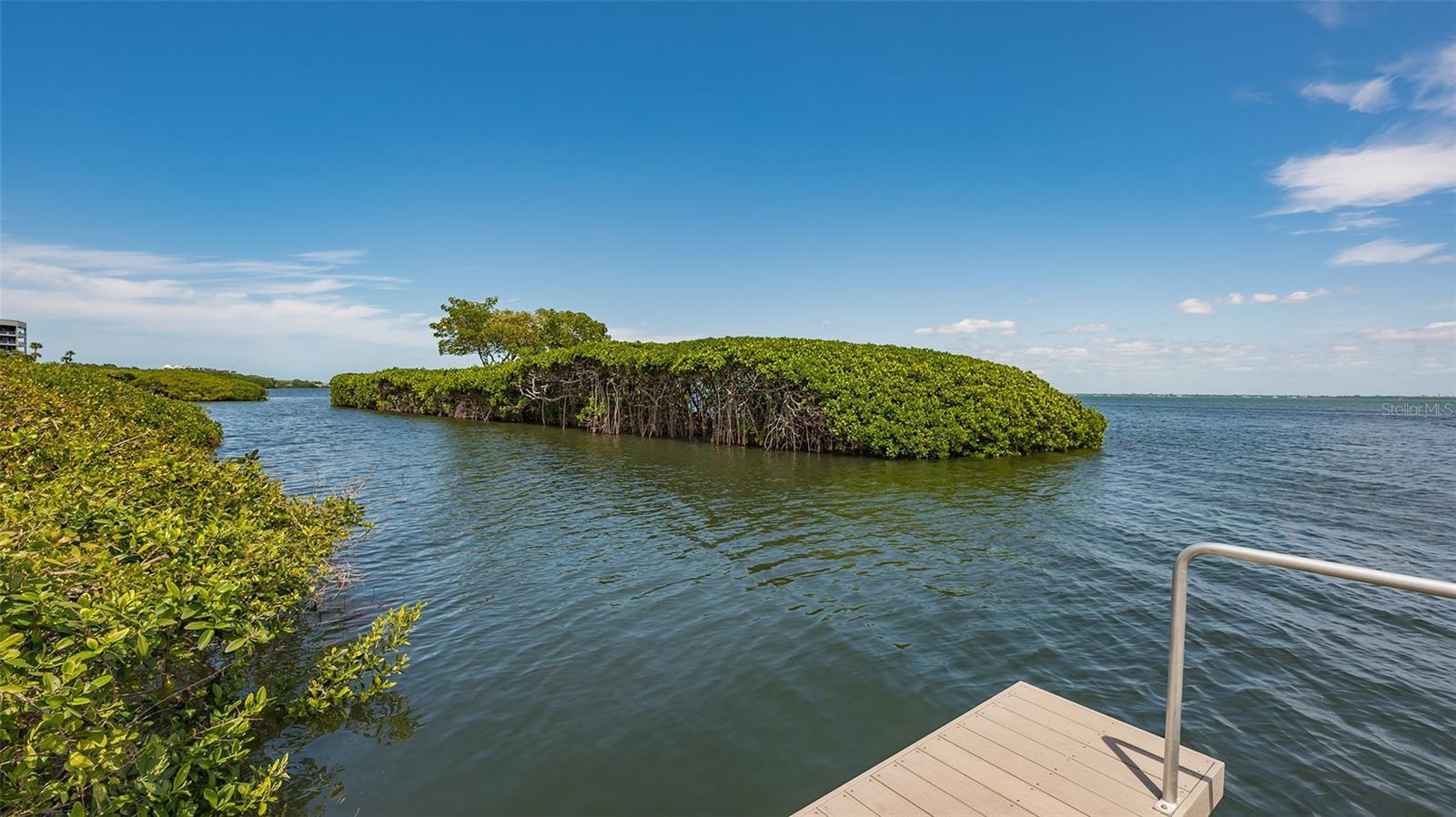 2120 HARBOURSIDE DR #657