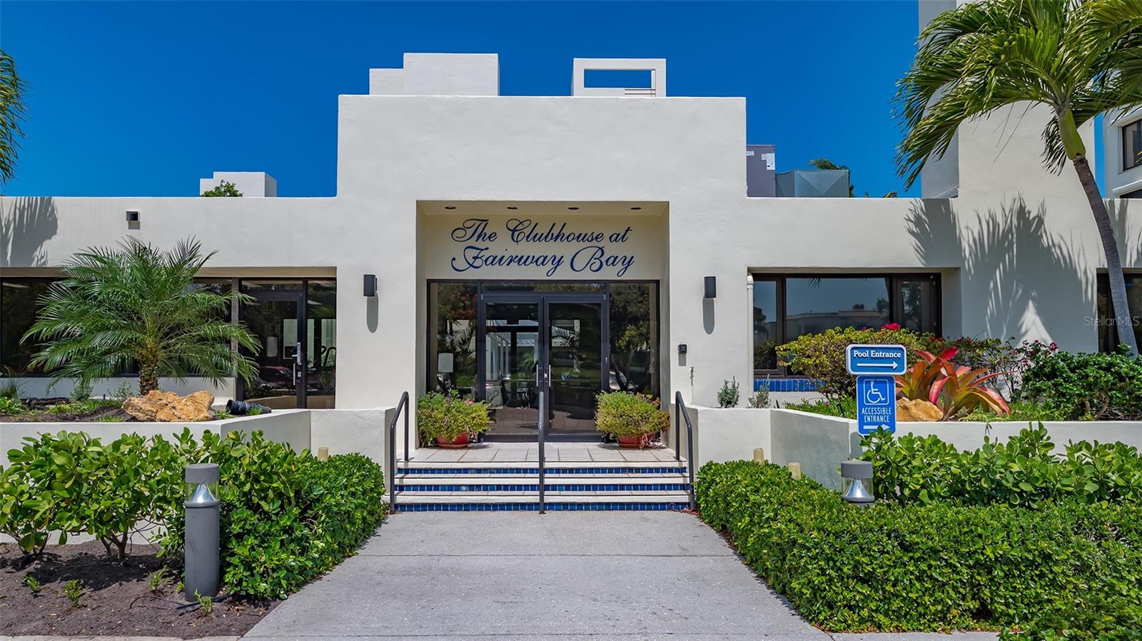 2120 HARBOURSIDE DR #657