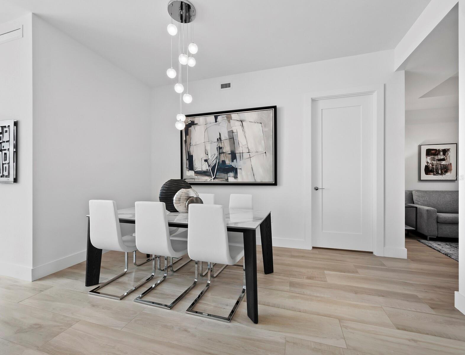 111 S Pineapple Ave, #919