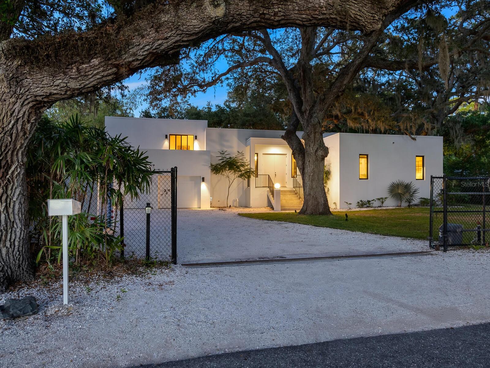 1331 QUAIL DR