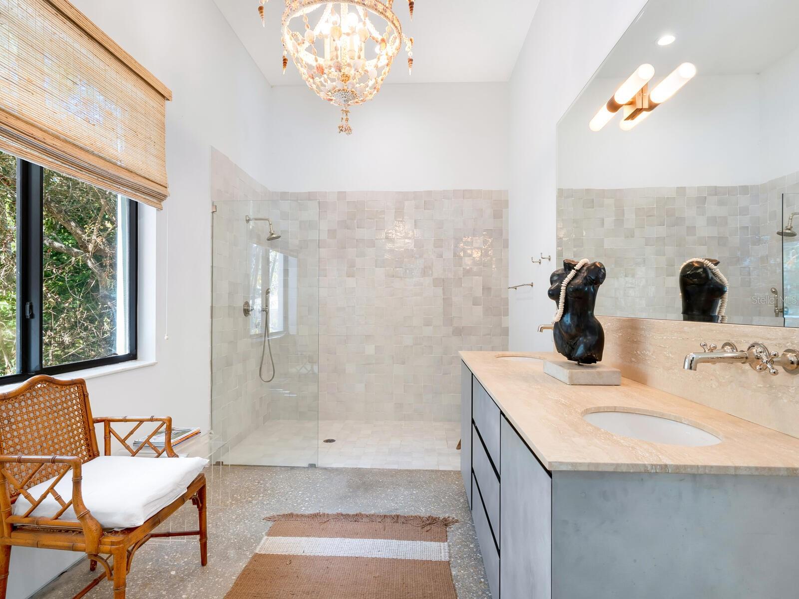 1331 QUAIL DR