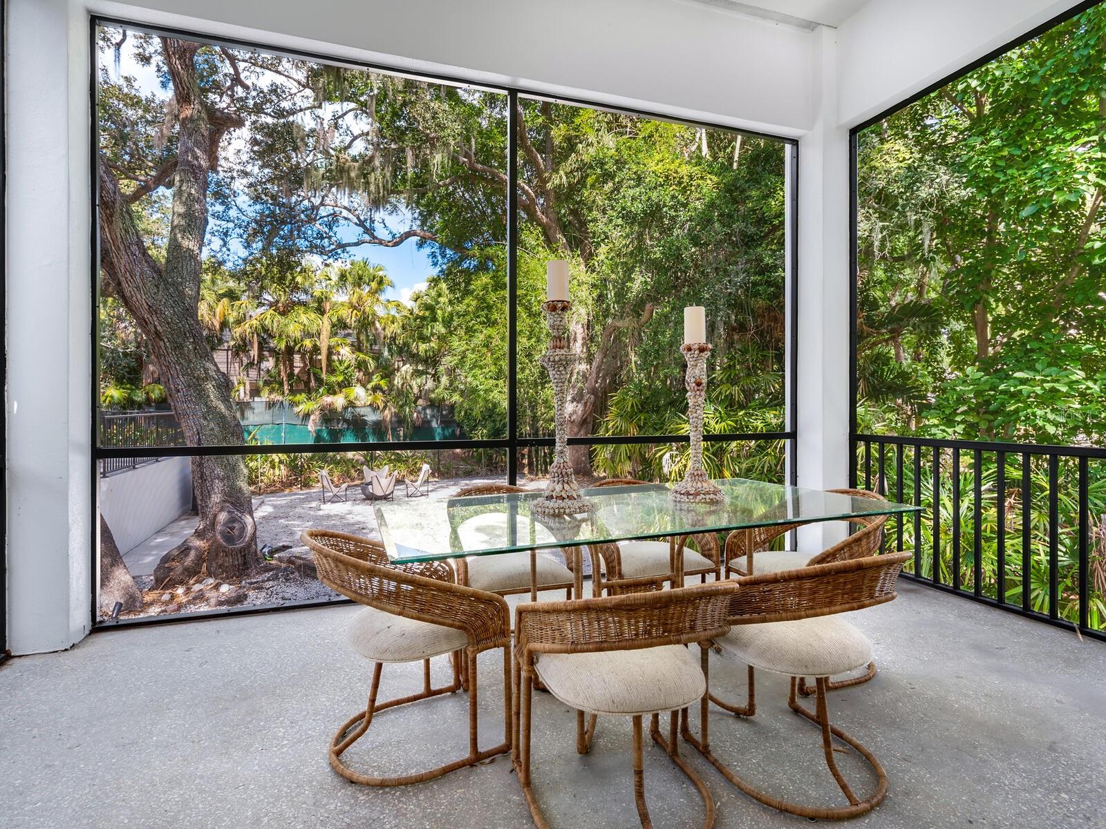 1331 QUAIL DR