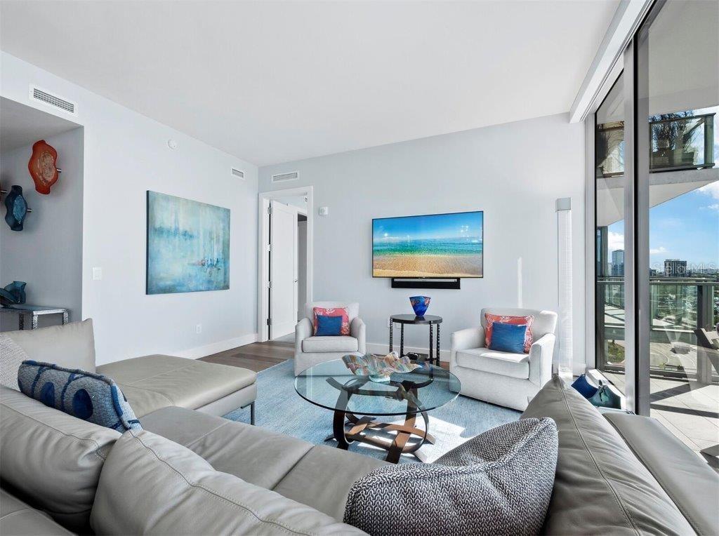 1155 N GULFSTREAM AVE #703