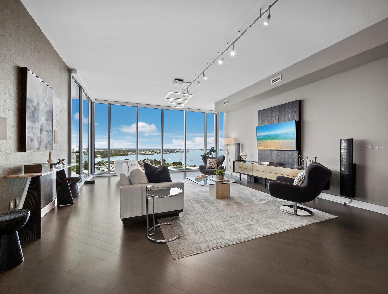 1155 N GULFSTREAM AVE #1709