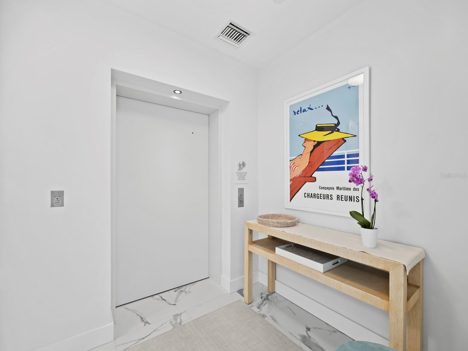 1155 N GULFSTREAM AVE #906