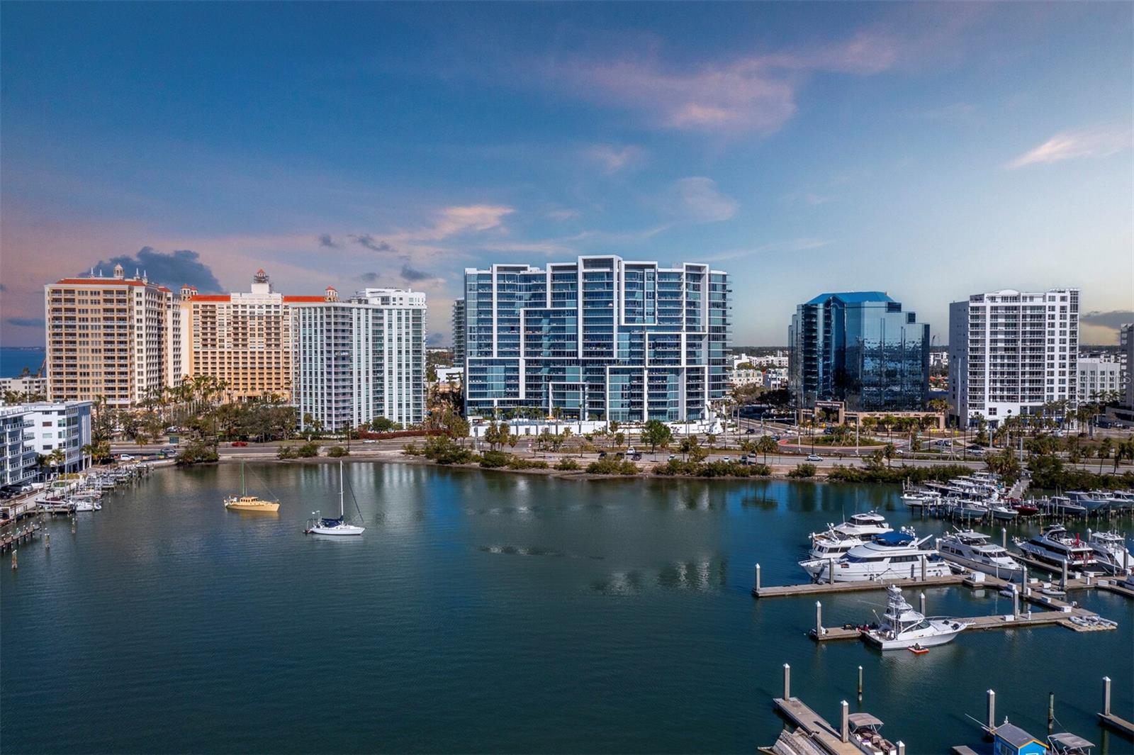 1155 N GULFSTREAM AVE #906