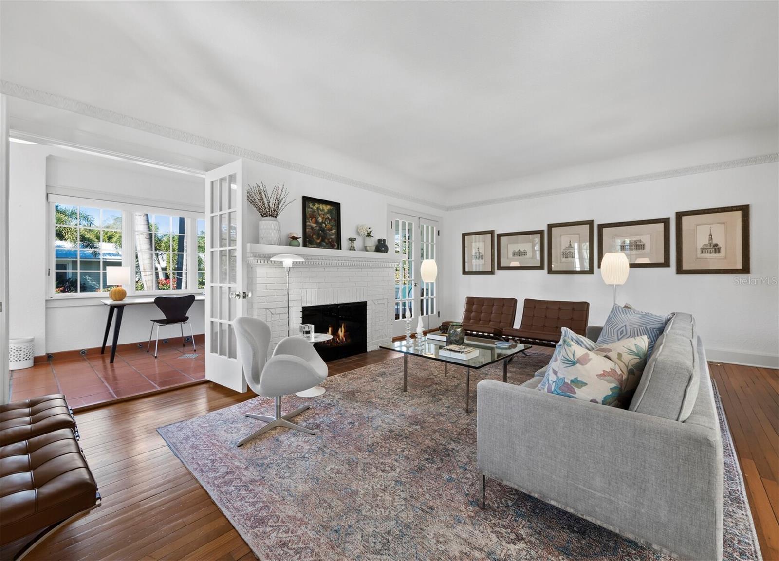 1905 ALTA VISTA ST