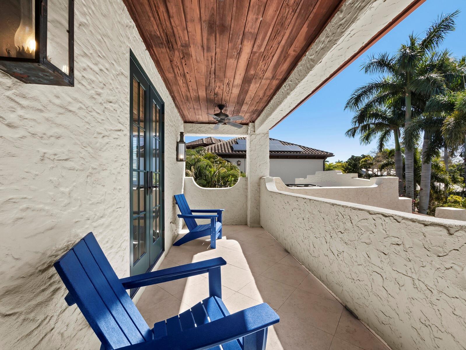 1905 ALTA VISTA ST