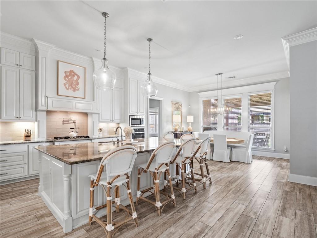 1005 AVENUE SAINT GERMAIN None