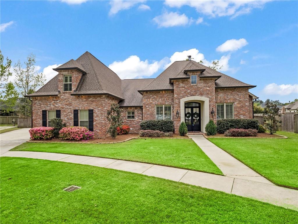 1005 AVENUE SAINT GERMAIN None