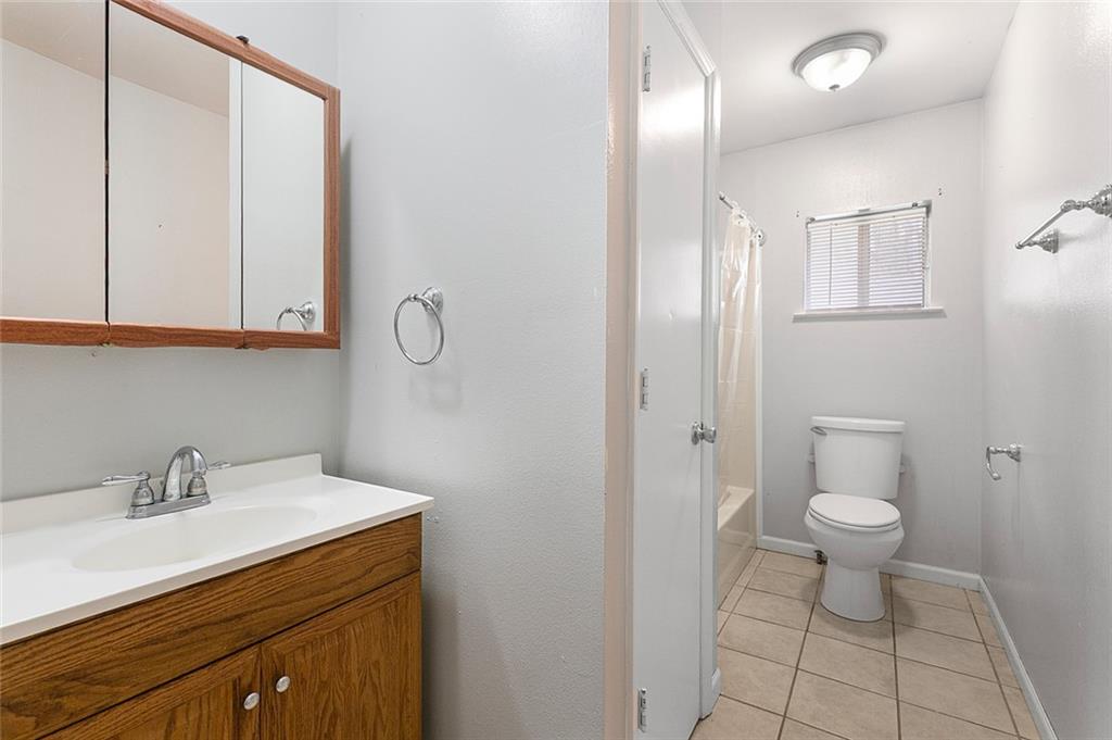 11263 HWY 190 Highway