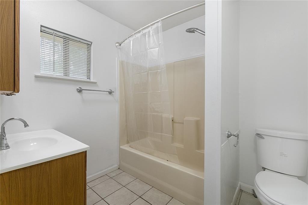 11263 HWY 190 Highway