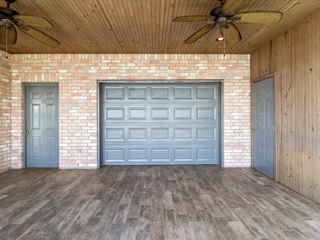 14131 S LAKESHORE Drive