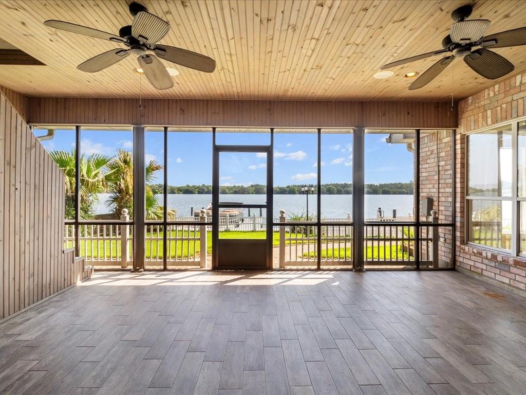 14131 S LAKESHORE Drive
