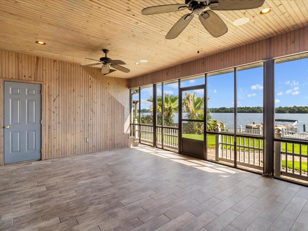 14131 S LAKESHORE Drive