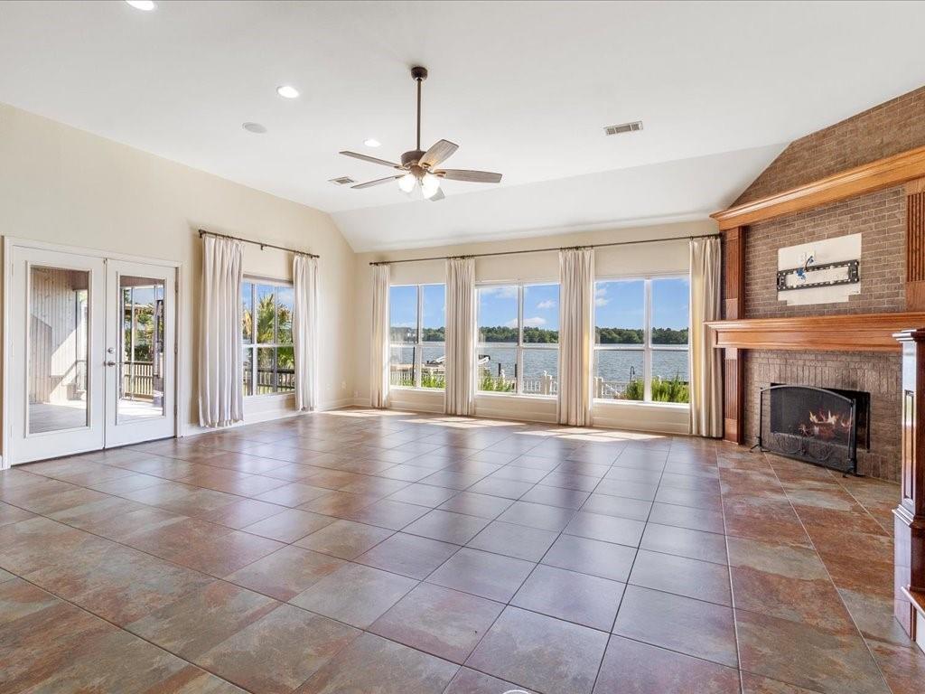 14131 S LAKESHORE Drive