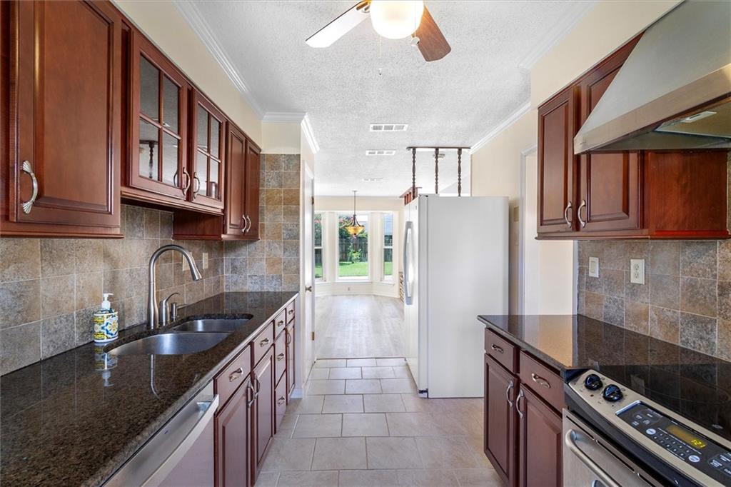 4013 TAFT Drive