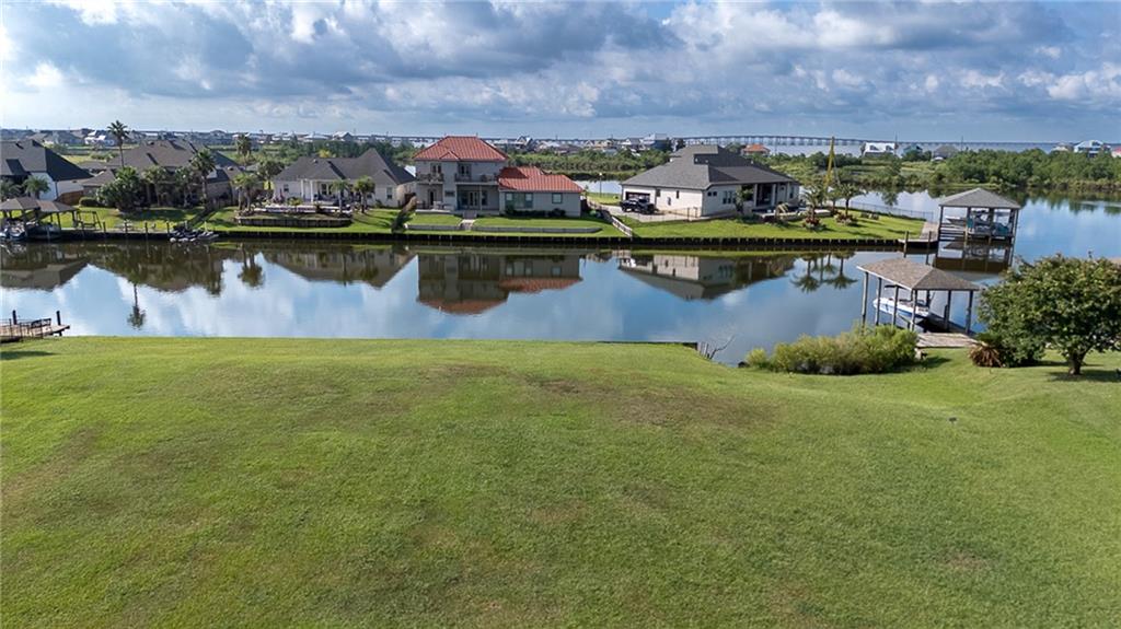 1454 ROYAL PALM Drive