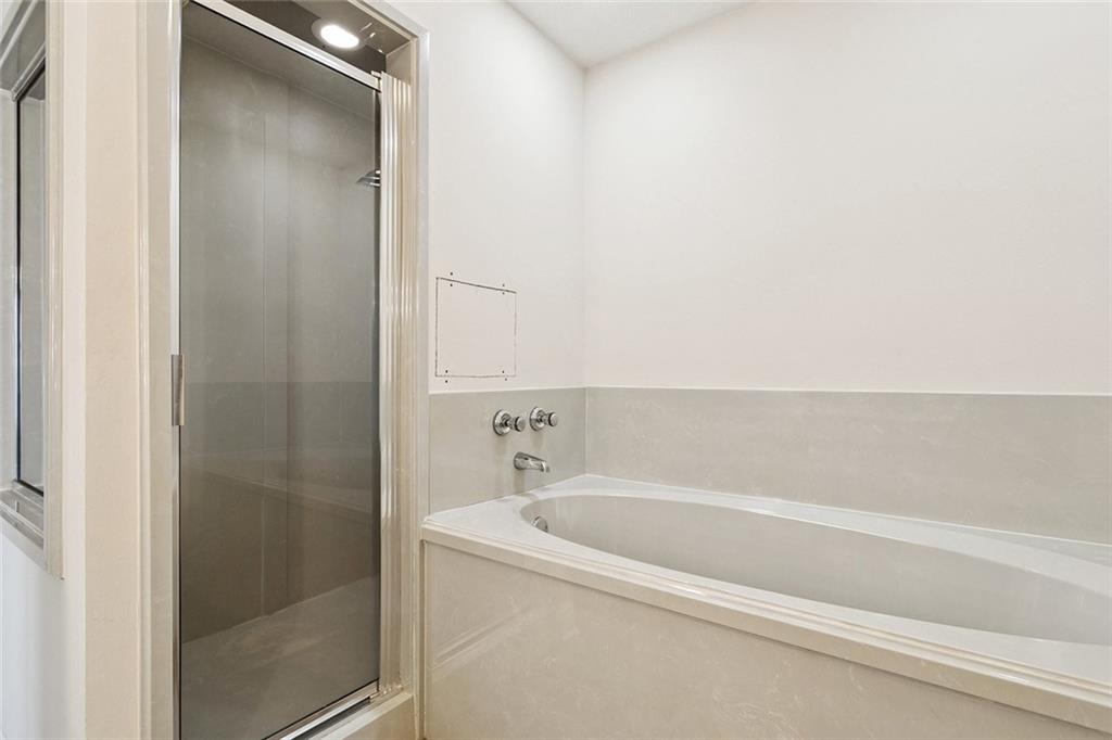 103 MARINERS Boulevard 1C