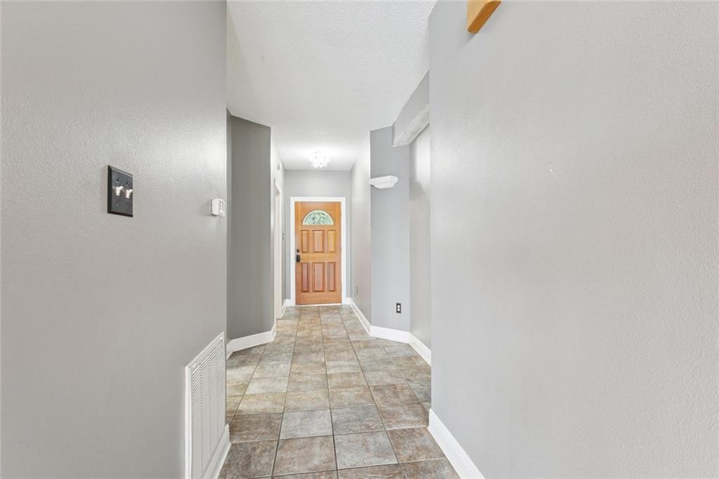 103 MARINERS Boulevard 1C