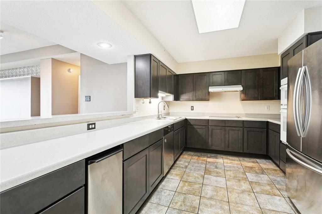 103 MARINERS Boulevard 1C