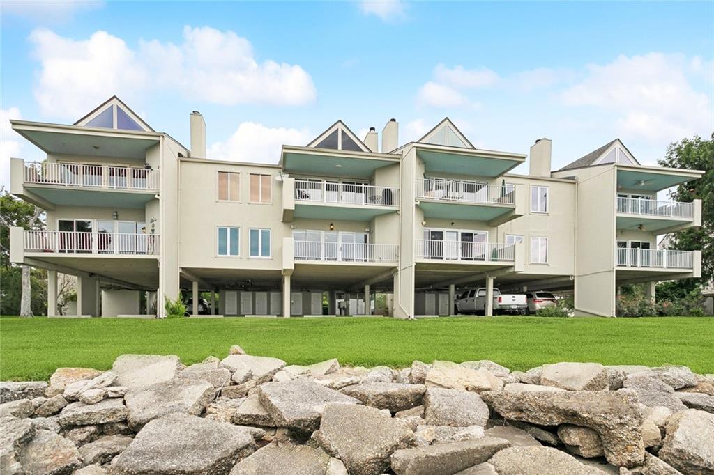 103 MARINERS Boulevard 1C