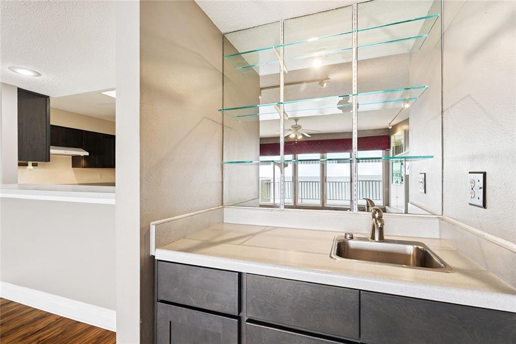 103 MARINERS Boulevard 1C