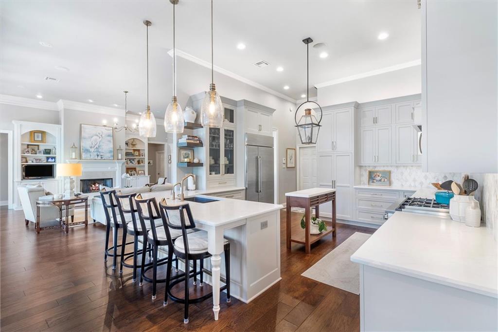 356 SANDALWOOD Drive