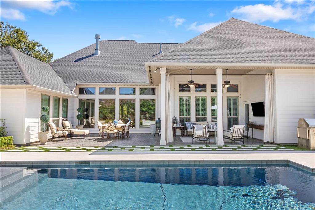 356 SANDALWOOD Drive