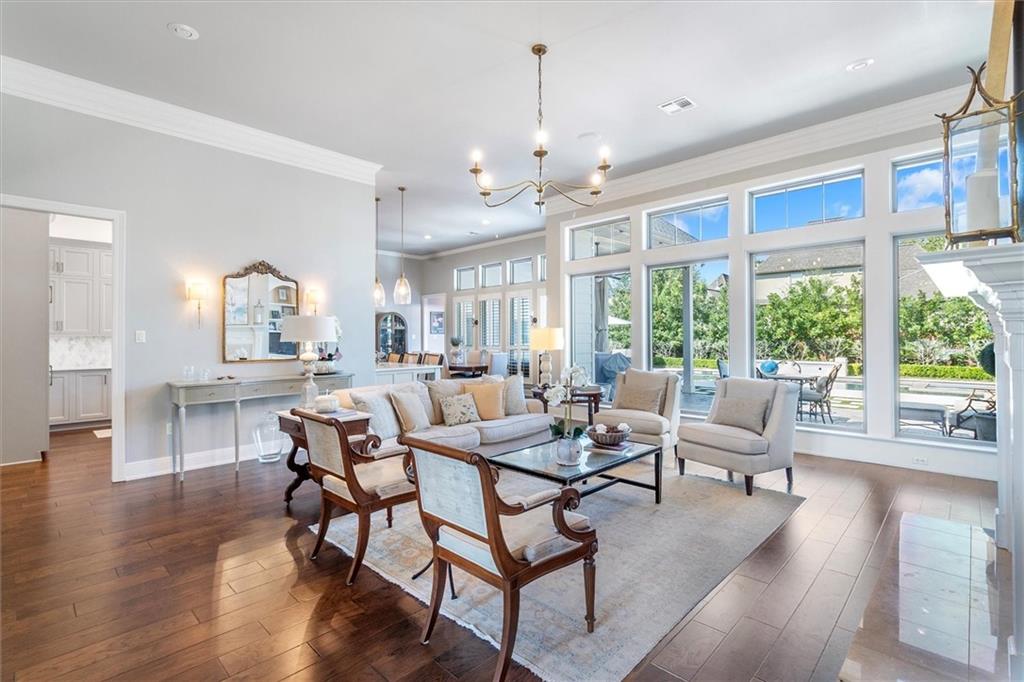 356 SANDALWOOD Drive