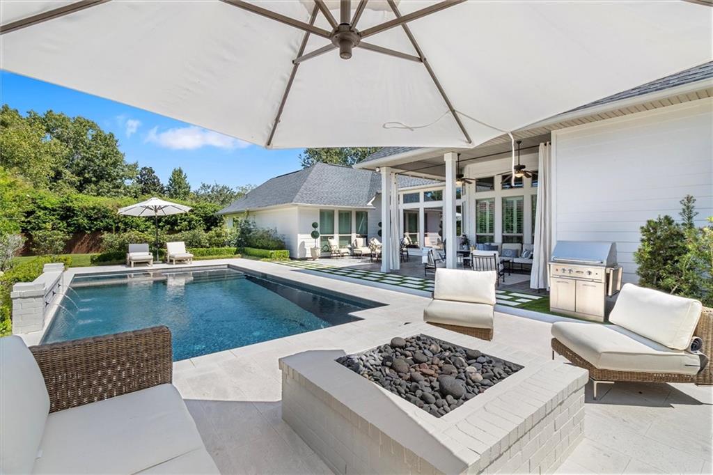 356 SANDALWOOD Drive